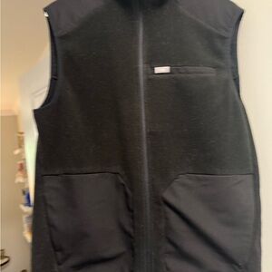 Black Sleeveless Vest